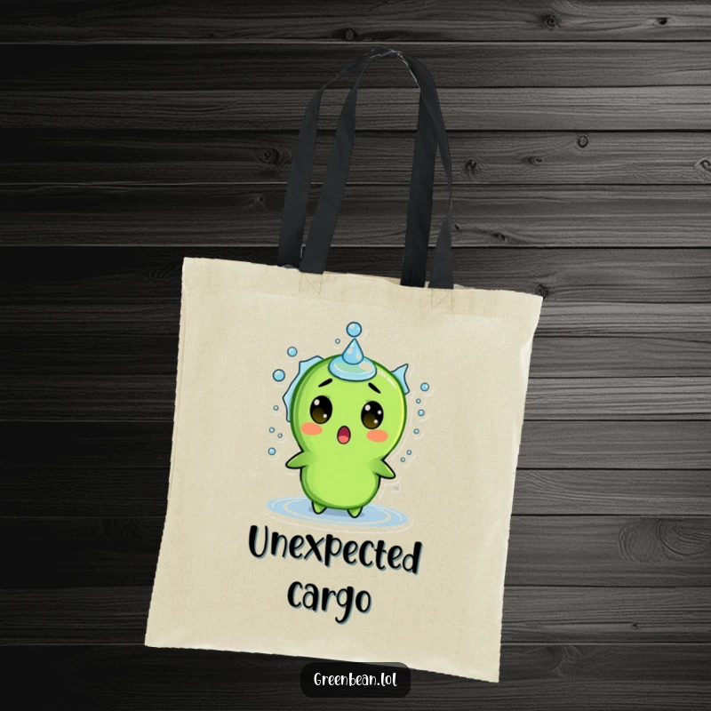 Funny tote bag with a green bean character’s surprised reaction to a water droplet splash, a humorous accessory for daily use.